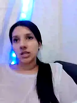 Snapshot of emmariders2 chatting on 01-10-25, 06:06 emmariders2 online show from 01-10-25, 06:06