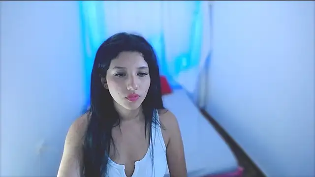 Snapshot of emmariders2 chatting on 01-21-25, 08:32 emmariders2 online show from 01-21-25, 08:32