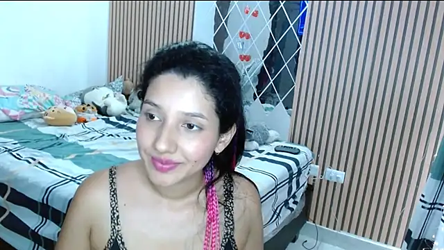 Snapshot of emmariders2 chatting on 03-07-25, 03:18 emmariders2 online show from 03-07-25, 03:18