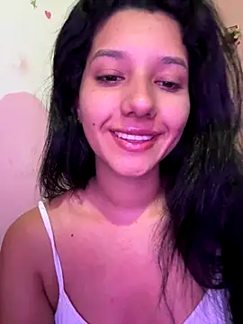 Snapshot of emmariders2 chatting on 11-13-25, 09:30 emmariders2 online show from 11-13-25, 09:30