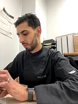 Snapshot of sossa946 chatting on 09-11-25, 02:39 sossa946 online show from 09-11-25, 02:39