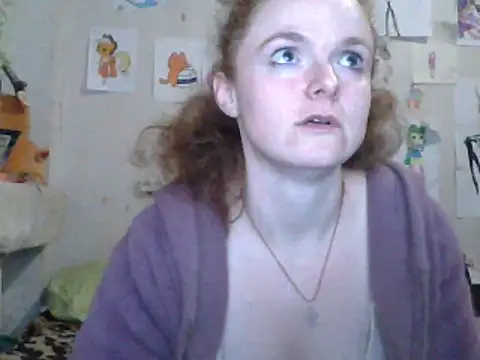 Snapshot of Rae_Jeannie chatting on 03-17-25, 05:49 Rae Jeannie online show from 03-17-25, 05:49