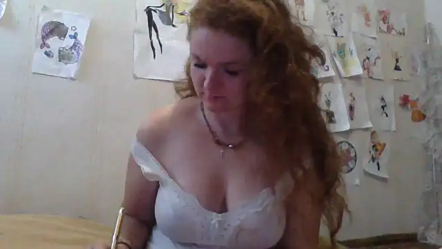 Snapshot of Rae_Jeannie chatting on 09-25-25, 01:15 Rae Jeannie online show from 09-25-25, 01:15