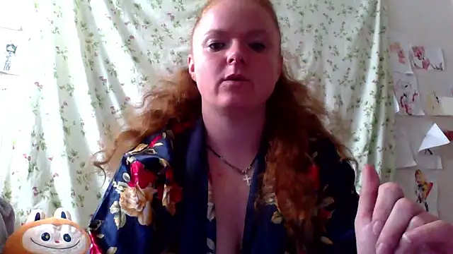 Rae Jeannie online show from 06-11-26, 07:06