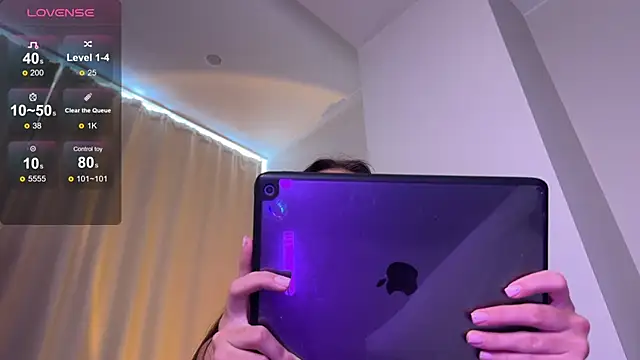 Carolyn Smith online show from 02-15-25, 05:30