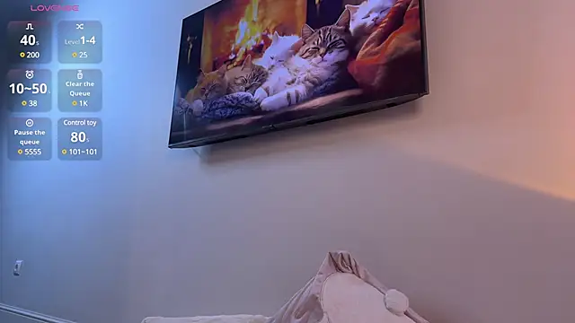 Carolyn Smith online show from 03-06-25, 01:16