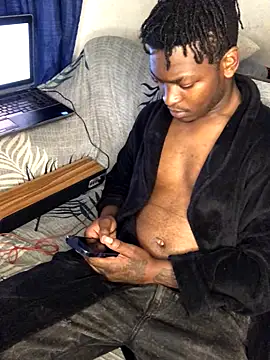 Snapshot of Redfucks333 chatting on 09-27-25, 08:58 Redfucks333 online show from 09-27-25, 08:58