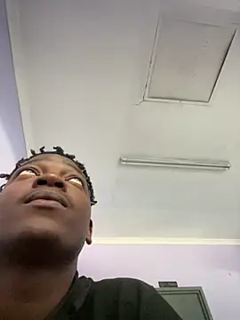 Snapshot of Redfucks333 chatting on 10-17-25, 09:56 Redfucks333 online show from 10-17-25, 09:56