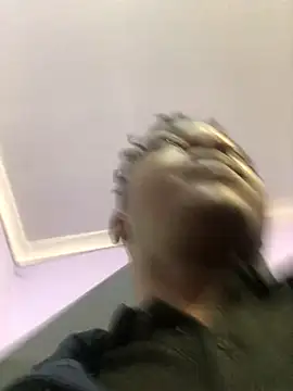 Snapshot of Redfucks333 chatting on 11-18-25, 07:24 Redfucks333 online show from 11-18-25, 07:24