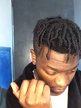 Snapshot of Redfucks333 chatting on 11-18-25, 07:29 Redfucks333 online show from 11-18-25, 07:29