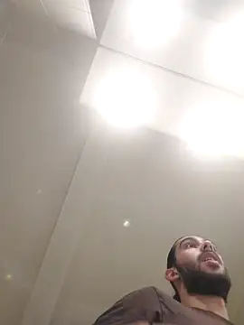 Levi Latino online show from 11-07-25, 09:15