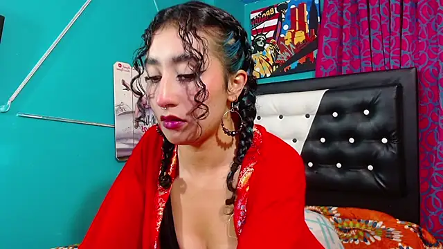 Snapshot of valerie_mase chatting on 01-25-25, 04:57 valerie mase online show from 01-25-25, 04:57