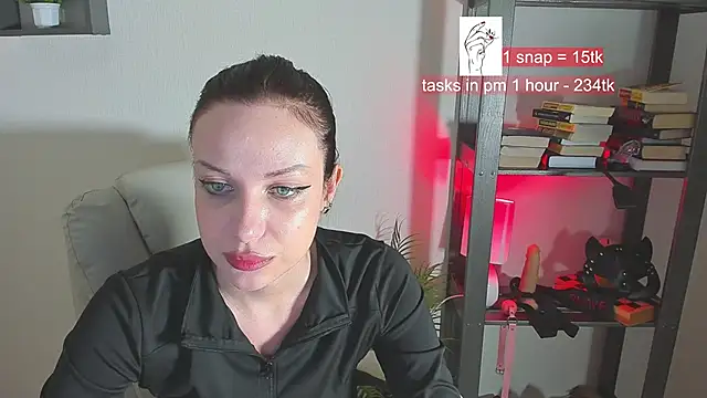 Snapshot of worship_vika chatting on 02-09-25, 12:41 worship vika online show from 02-09-25, 12:41