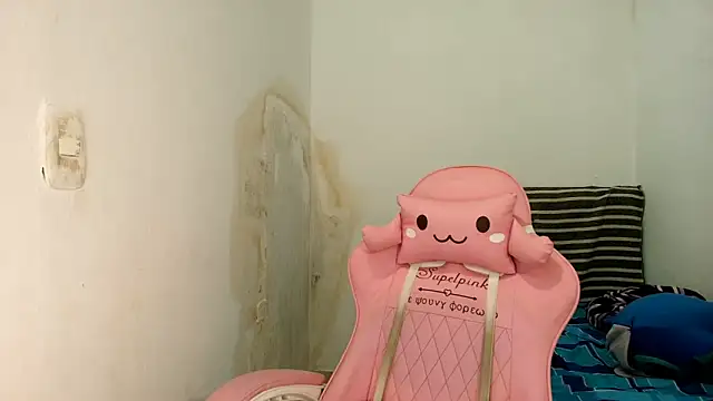 Miss noah18 online show from 02-26-26, 09:58