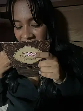 Ninabrunette18 online show from 03-13-25, 09:32