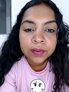 Snapshot of Brendabluee chatting on 03-15-25, 03:51 Brendabluee online show from 03-15-25, 03:51