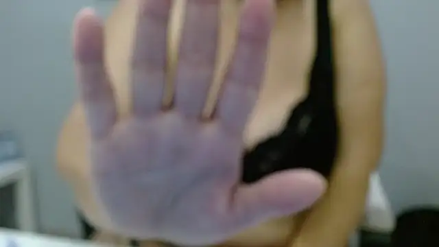 Snapshot of Betty2u chatting on 11-13-25, 09:19 Betty2u online show from 11-13-25, 09:19