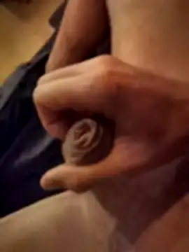 Snapshot of Topgunxhot chatting on 02-12-26, 07:03 Topgunxhot online show from 02-12-26, 07:03