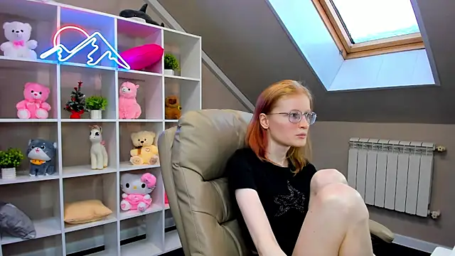 ElizabethHarpper online show from 12-31-24, 03:55