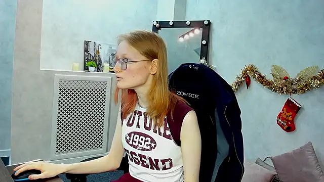 ElizabethHarpper online show from 01-04-25, 04:44