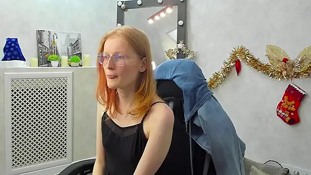 ElizabethHarpper online show from 01-19-25, 07:04