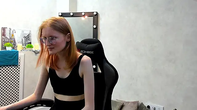 ElizabethHarpper online show from 02-06-25, 11:10