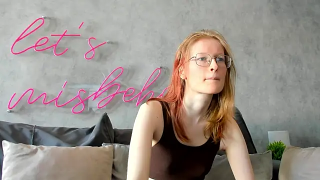 ElizabethHarpper online show from 02-08-25, 07:59