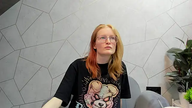 ElizabethHarpper online show from 02-13-25, 08:17