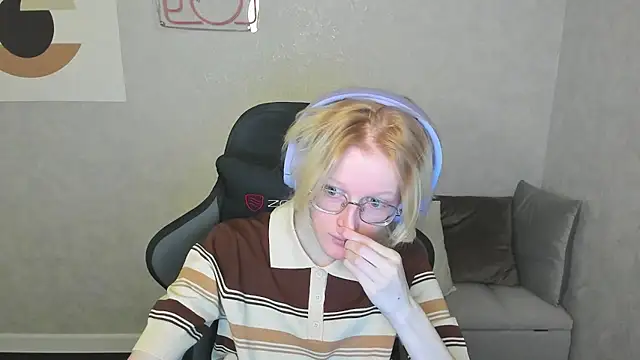 ElizabethHarpper online show from 09-20-25, 01:28