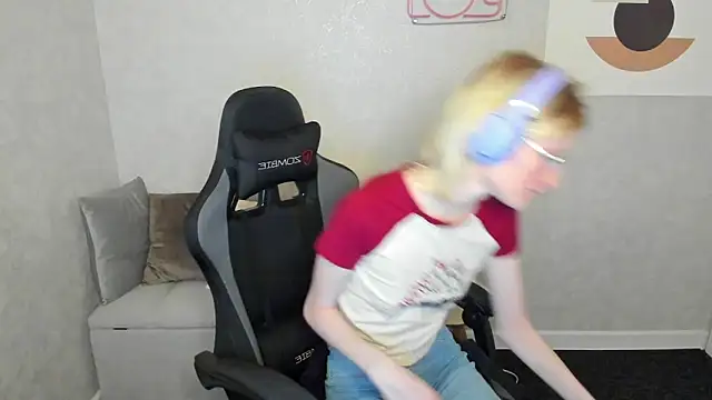 ElizabethHarpper online show from 09-22-25, 01:07