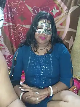 Snapshot of Hot_muskaan chatting on 02-02-25, 02:13 Hot muskaan online show from 02-02-25, 02:13