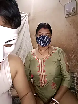 Snapshot of Hot_muskaan chatting on 03-09-25, 12:53 Hot muskaan online show from 03-09-25, 12:53