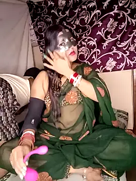 Hot muskaan online show from 01-06-26, 05:27