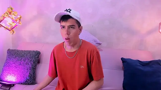 Angel Khouri online show from 03-06-25, 04:41