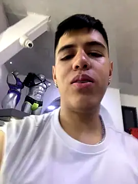 Angel Khouri online show from 09-20-25, 03:07