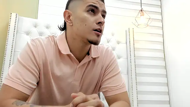 DAVID VICTORIAA online show from 09-19-25, 01:23