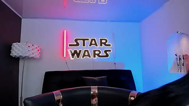 miss   evangeline online show from 12-15-25, 02:05