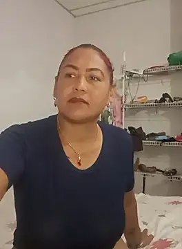 Snapshot of Abigail_BigTits chatting on 09-26-25, 03:10 Abigail BigTits online show from 09-26-25, 03:10