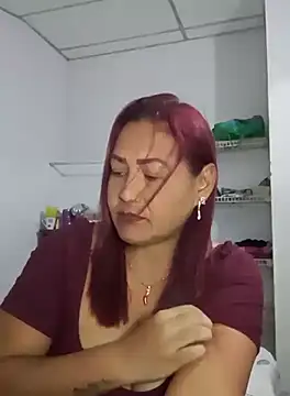 Snapshot of Abigail_BigTits chatting on 09-28-25, 02:50 Abigail BigTits online show from 09-28-25, 02:50