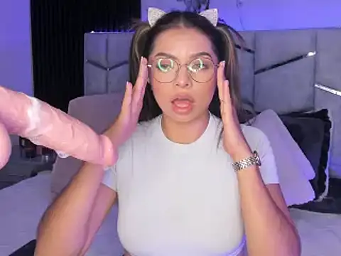 daniiphoeniixx online show from 02-13-25, 10:33