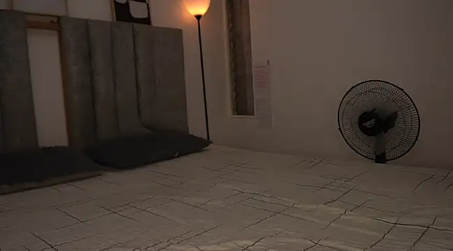 womantall99 online show from 12-30-24, 10:10