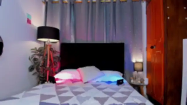 Snapshot of Brian-Ausslos chatting on 01-10-25, 04:12 Brian-Ausslos online show from 01-10-25, 04:12