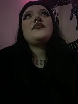 Gothicsiren online show from 12-28-24, 10:55