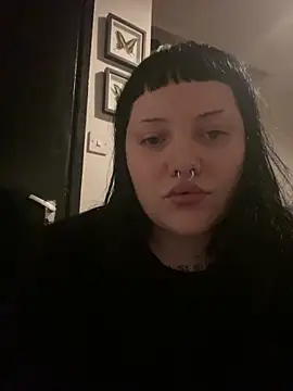 Gothicsiren online show from 01-02-25, 01:06