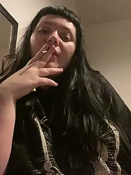 Gothicsiren online show from 02-02-25, 02:17