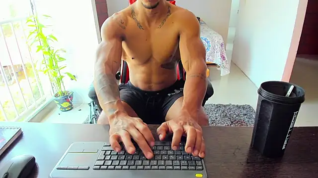 Adam Valenciia online show from 09-21-25, 02:51