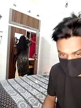 Snapshot of Best-Couple chatting on 01-18-25, 05:52 Best-Couple online show from 01-18-25, 05:52