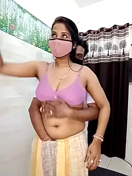 Snapshot of Best-Couple chatting on 01-22-25, 07:25 Best-Couple online show from 01-22-25, 07:25