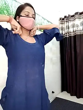 Snapshot of Best-Couple chatting on 01-25-25, 05:40 Best-Couple online show from 01-25-25, 05:40