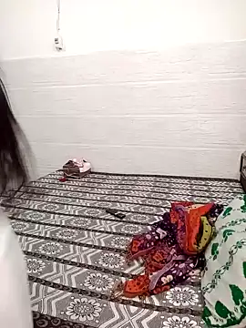 Snapshot of Best-Couple chatting on 02-01-25, 05:28 Best-Couple online show from 02-01-25, 05:28